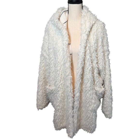Splendid Cream Teddy Bear Hooded Faux Fur Coat Jacket 1X - Picture 2 of 10